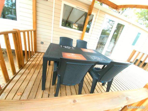 Mobil Climatise 6pers. 3ch Domaine De Chaussy 5* Ardeche Campingplatz *