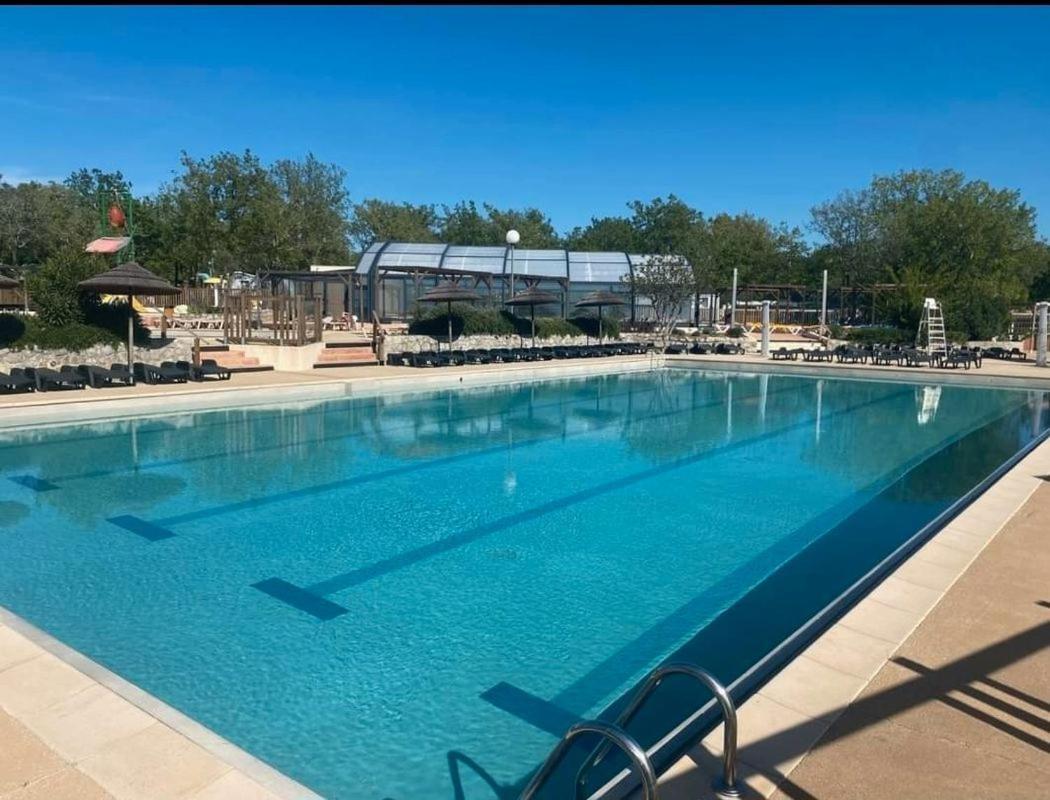 Mobil Climatise 6pers. 3ch Domaine De Chaussy 5* Ardeche Campsite *